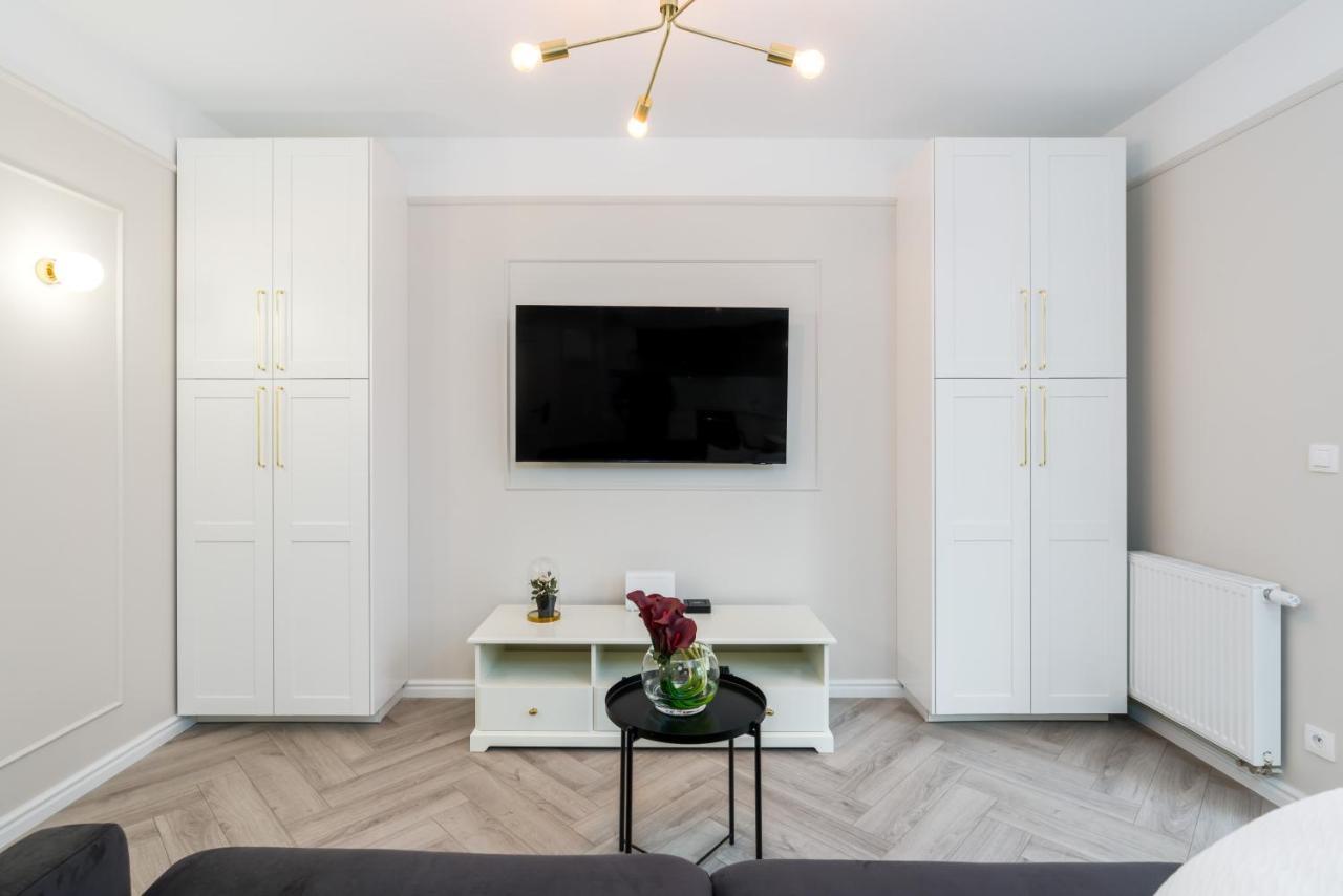 Modern Studio Apartments Poznan City Center By Noclegi Renters ภายนอก รูปภาพ