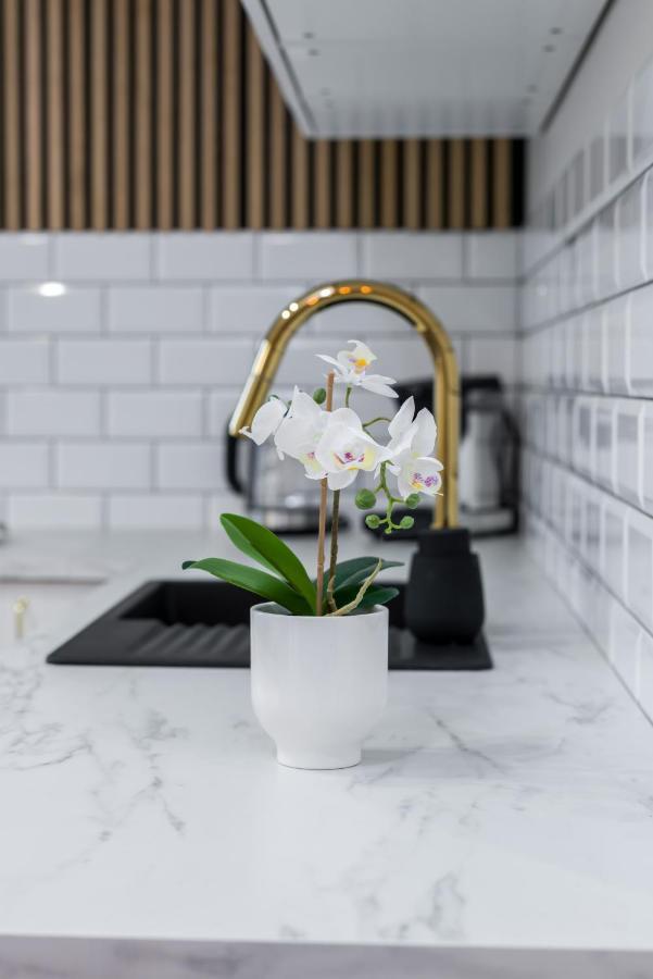 Modern Studio Apartments Poznan City Center By Noclegi Renters ภายนอก รูปภาพ